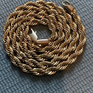 14kt gold PLATED. Rope chain